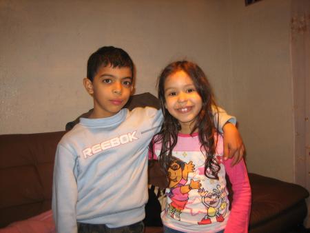 voilla mon bogosse et ma belle gosse de paris ma petit cousine amal il son pas trous houx